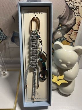 STUDIO Rhinestone Knotted Bag Charm & Foldable ✂️ Scissor